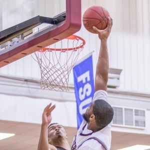 Meet your Posher, Devin